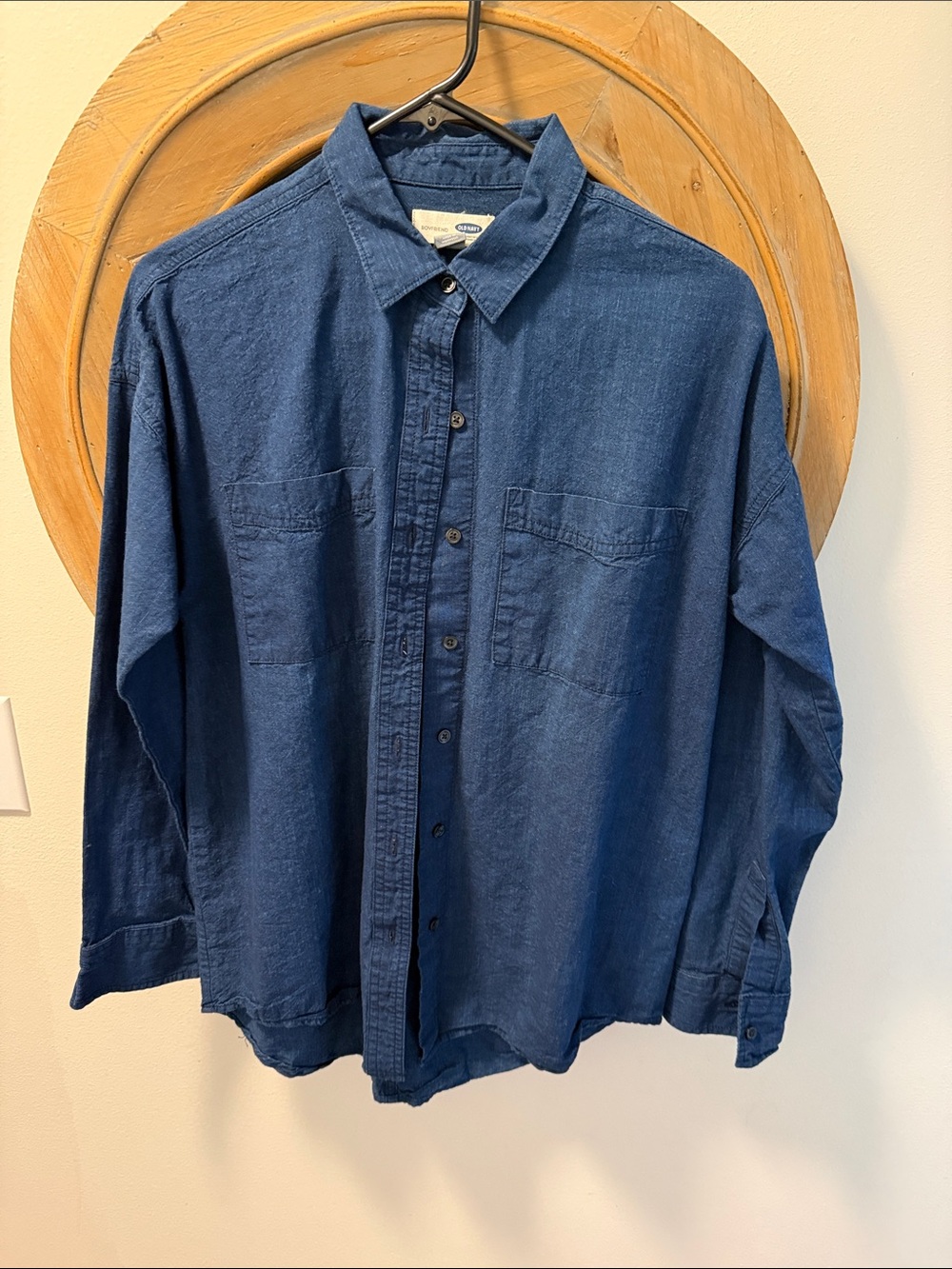 Old Navy Navy Long-Sleeve Button-Down Shirt